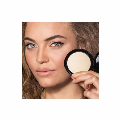 پودر فشرده هایلایتر 03 میکاپ فکتوری MAKEUP FACTORY مدل SOFT LIGHTNING POWDER برجسته و درخشان کننده صورت وزن 7 گرم